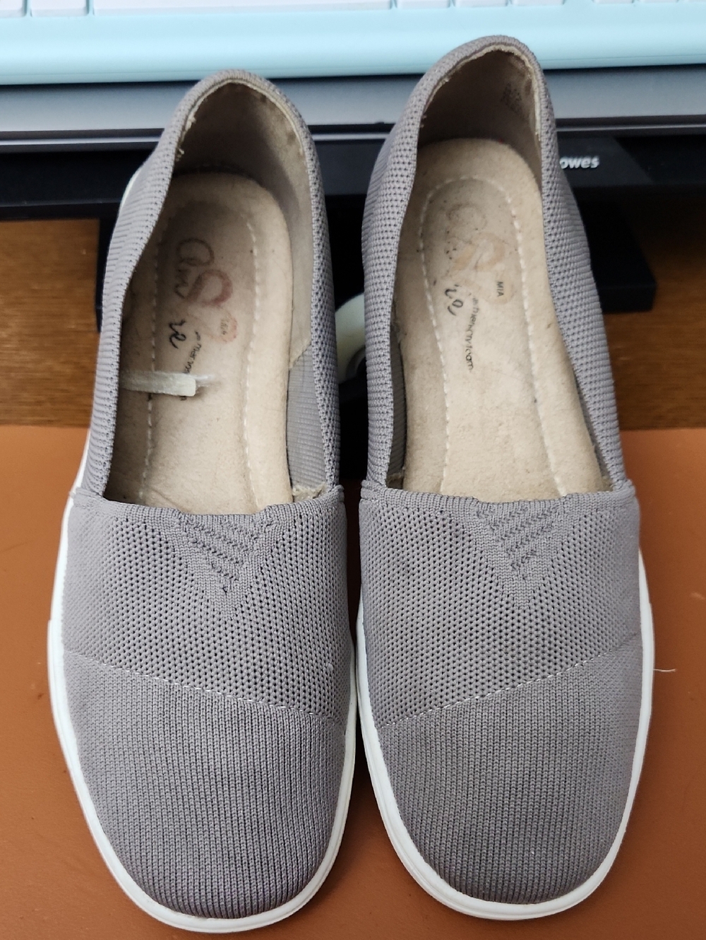 Casual Women's Knit Slip-On Flats in Taupe